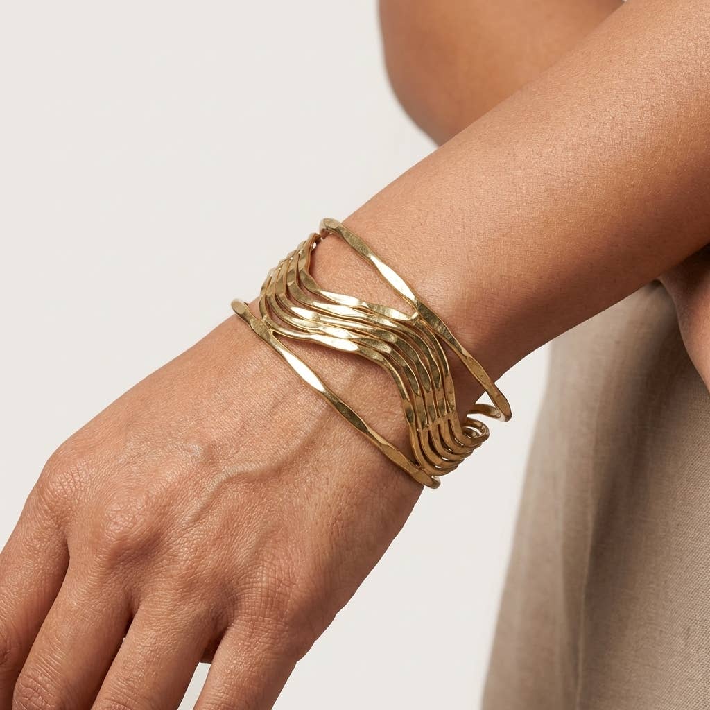 Anju Jewelry Gold Wave in Frame Cuff Bracelet
