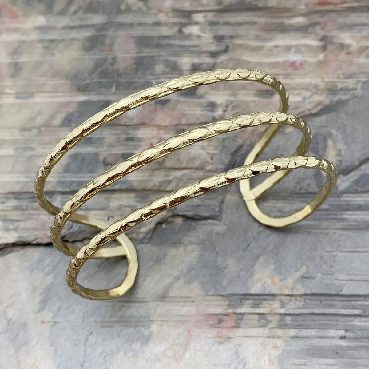 Anju Jewelry Gold 3 Textured Bands Bracelet