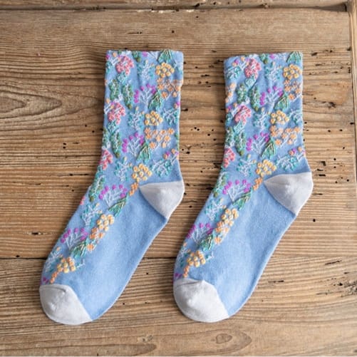 Wild Bloom Texture Crew Socks - Multiple Colors