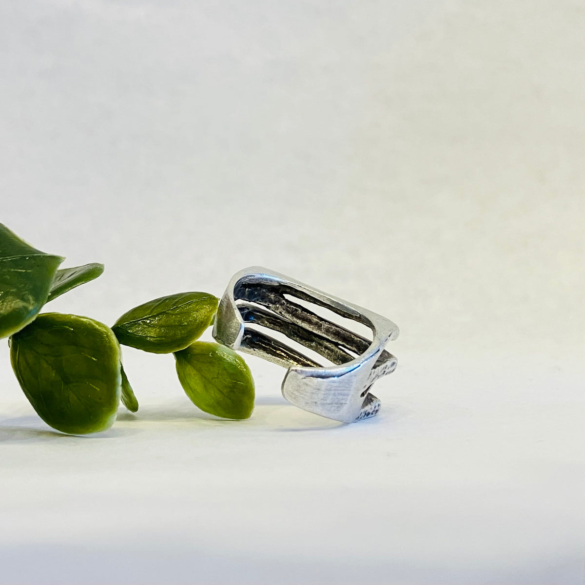 Volare Book Adjustable Ring - #4BR47S