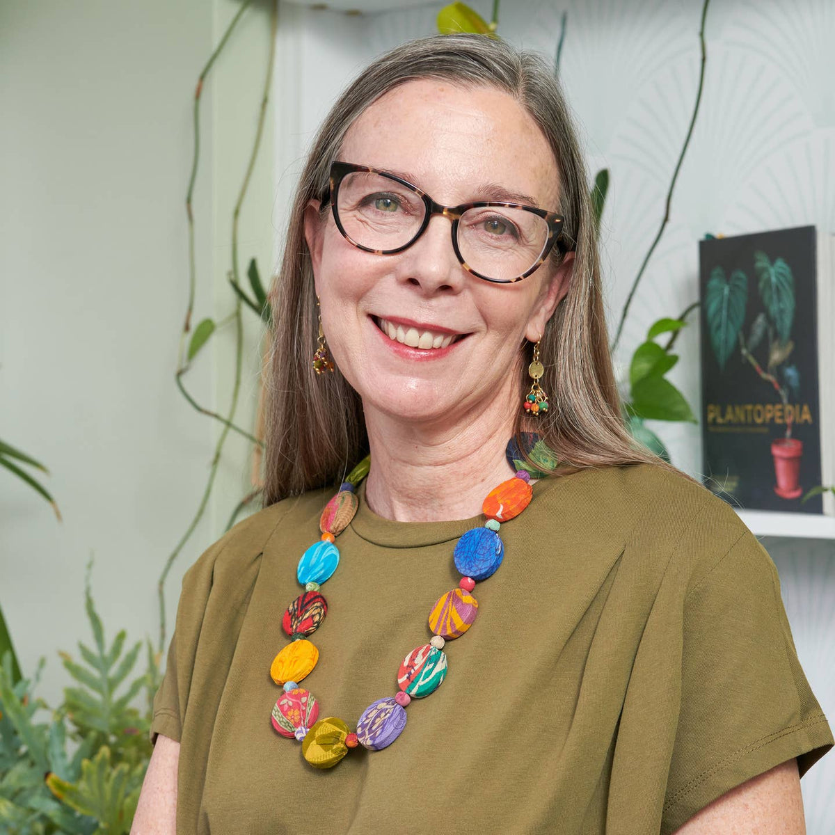 World Finds Kantha Dotted Disc Necklace