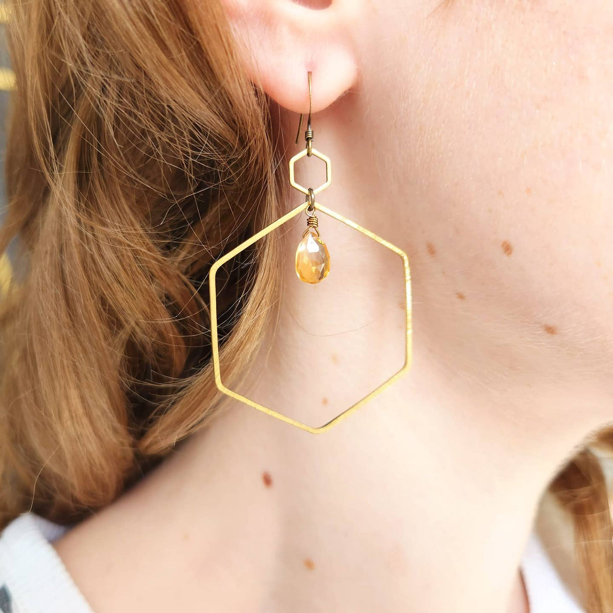 Edgy Petal Thin Citrine Hexagon Earrings