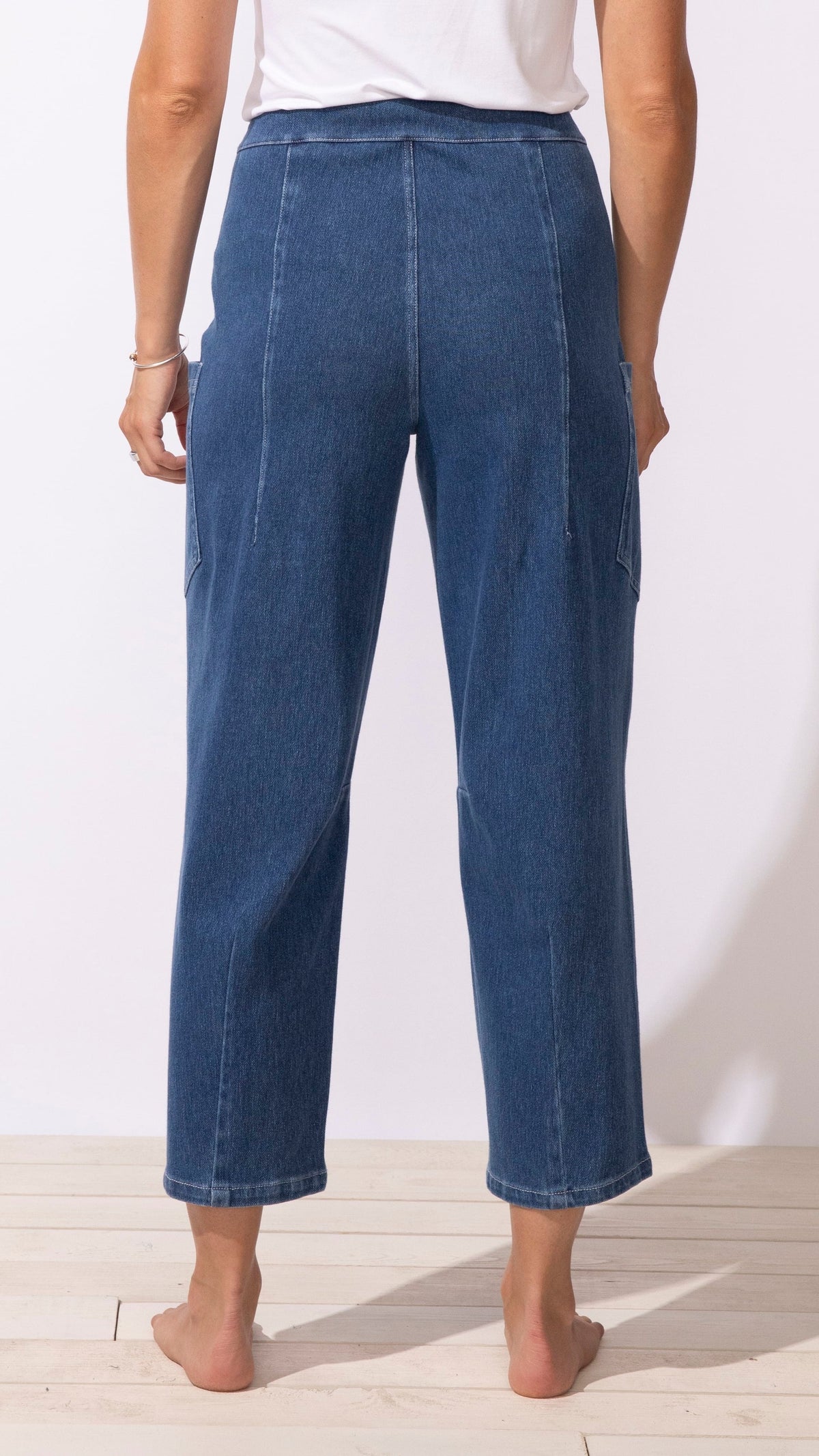 Escape Comfort Darted Flood Jean