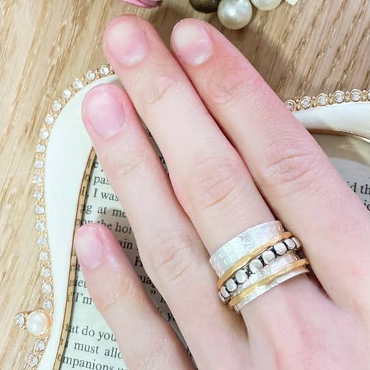 Zoey Simmons Raised Texture Spinner Ring