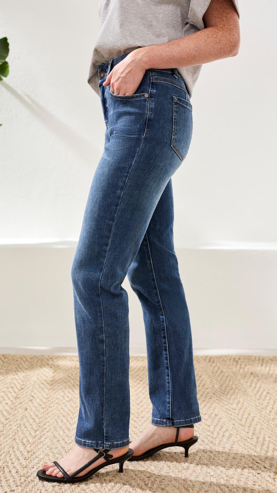 Tribal Petite Sophia Curvy Straight Jean - Multiple Colors