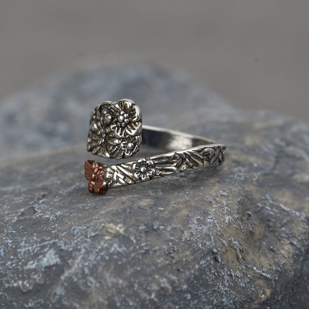Mildstyles Flower and Bee Spoon Ring