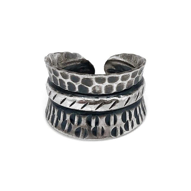 Anju Jewelry Silver Kashi Embossed Ring - Multiple Styles